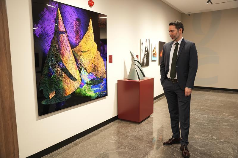 Y�lmaz Zenger�in 286 Eserlik Koleksiyonu Memor�al Göztepe�de Segileniyor